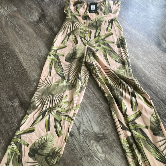 Romper - Picture 2 of 2